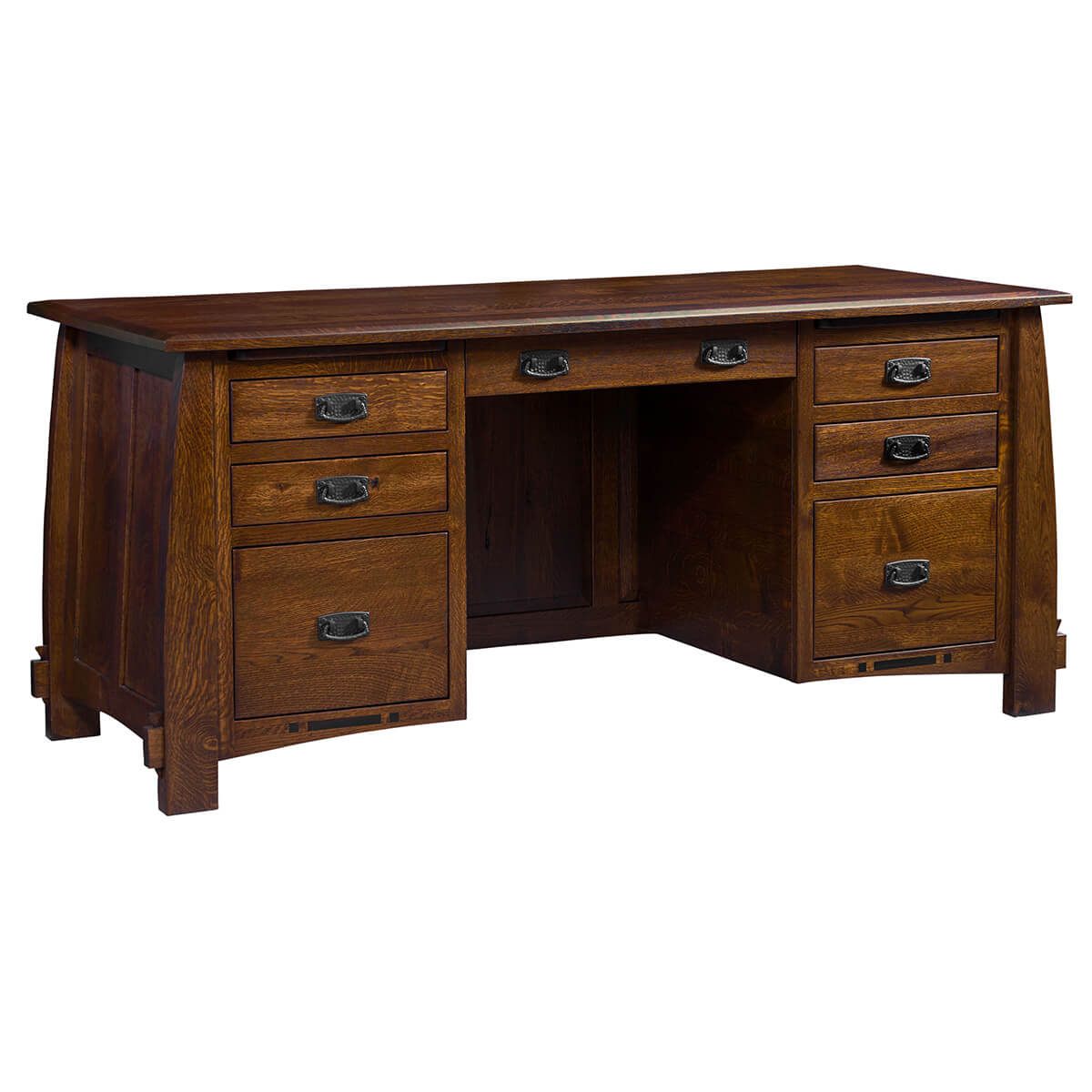 Read more about the article Colebrook Executive Desk